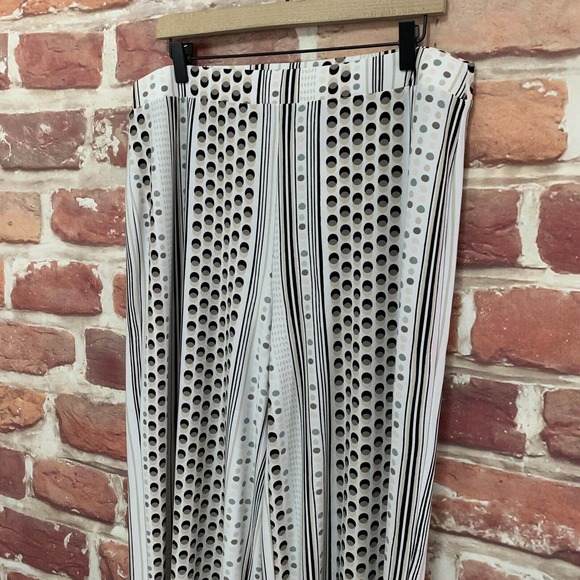 Cato Est 1946 Pants Women's 14/16W White Multicolor Mixed Media Wide Leg - Picture 3 of 9